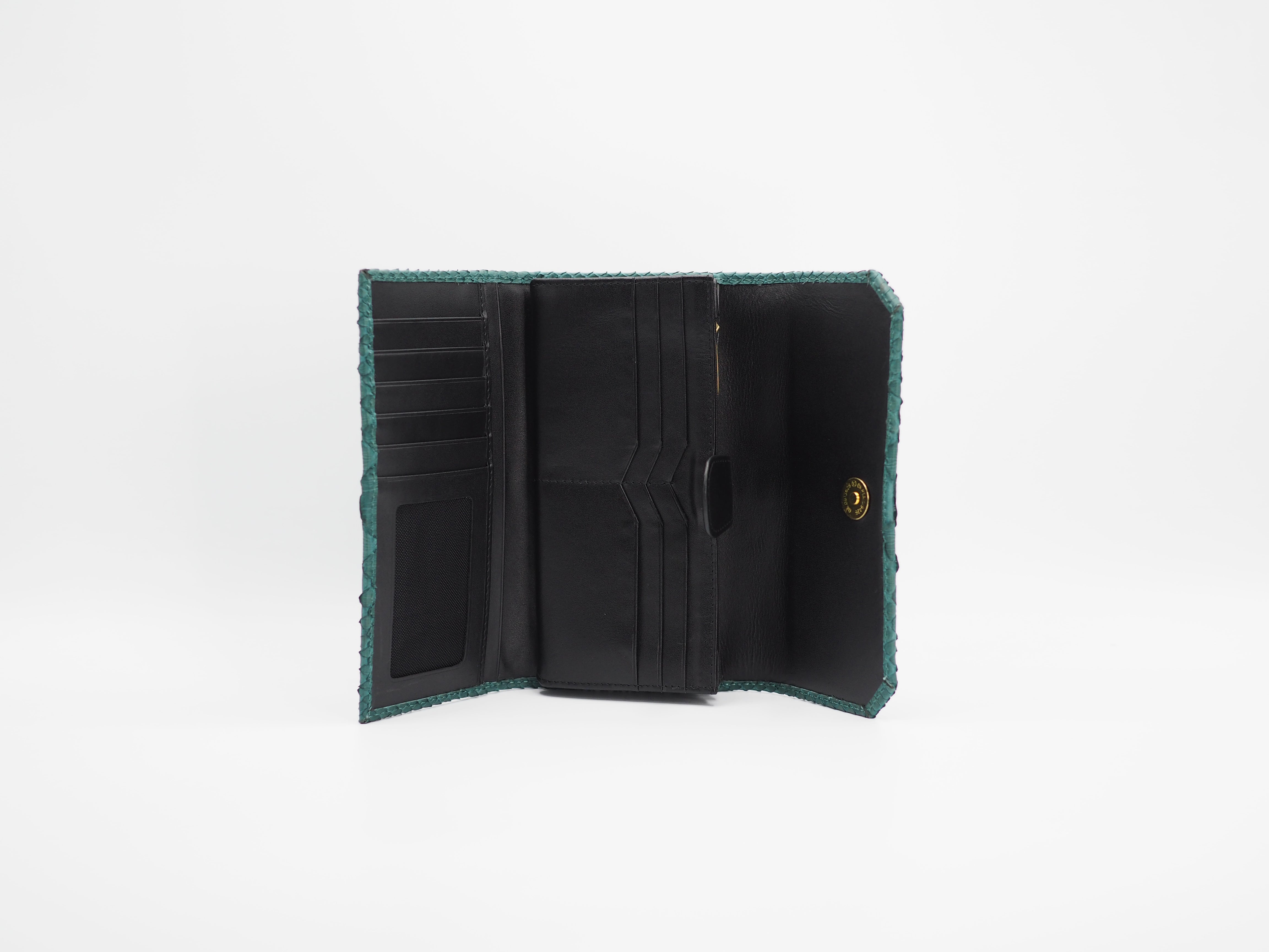 CLASSY WALLET PYTHON GREEN