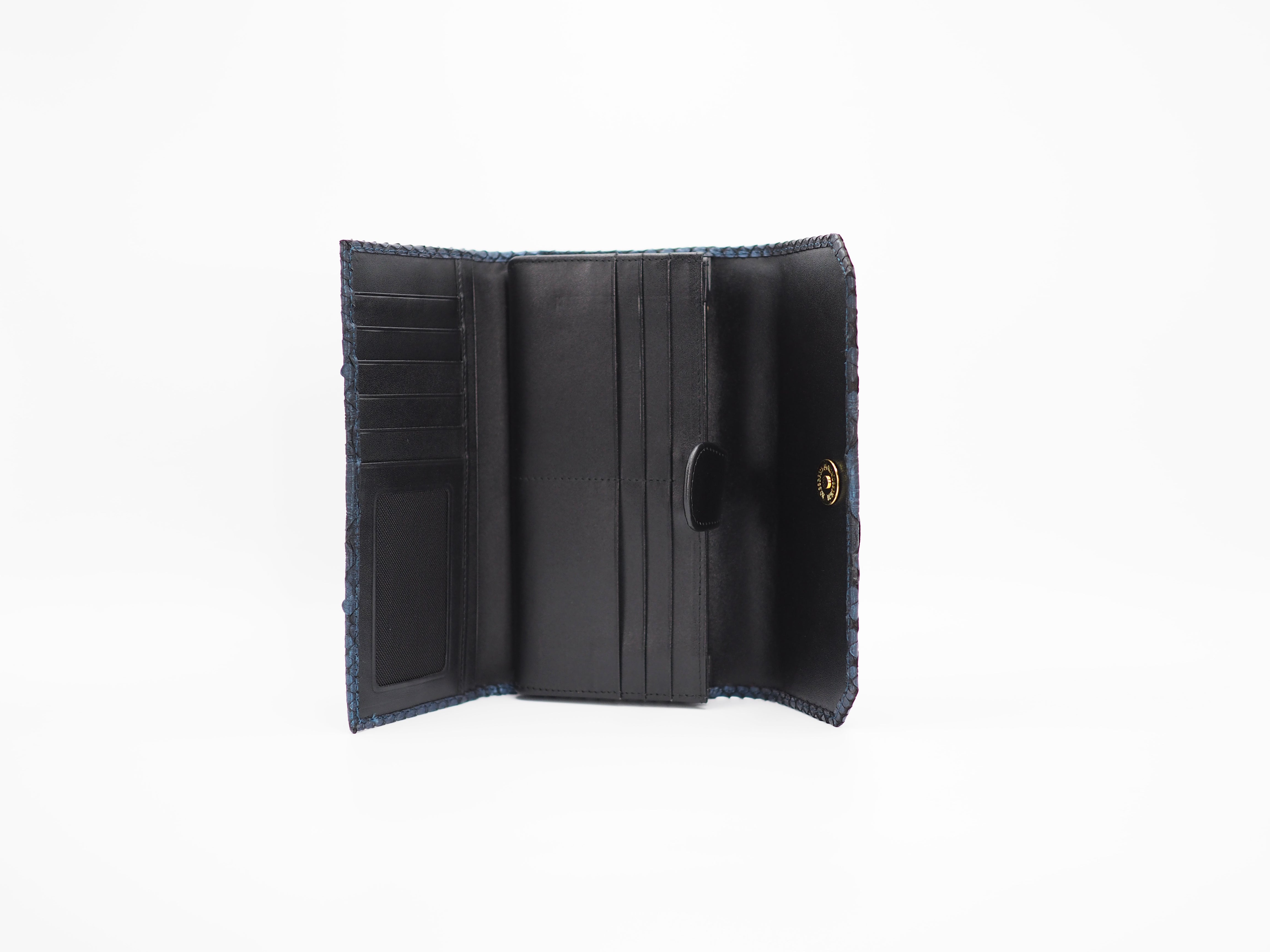 CLASSY WALLET PYTHON METALLIC BLUE
