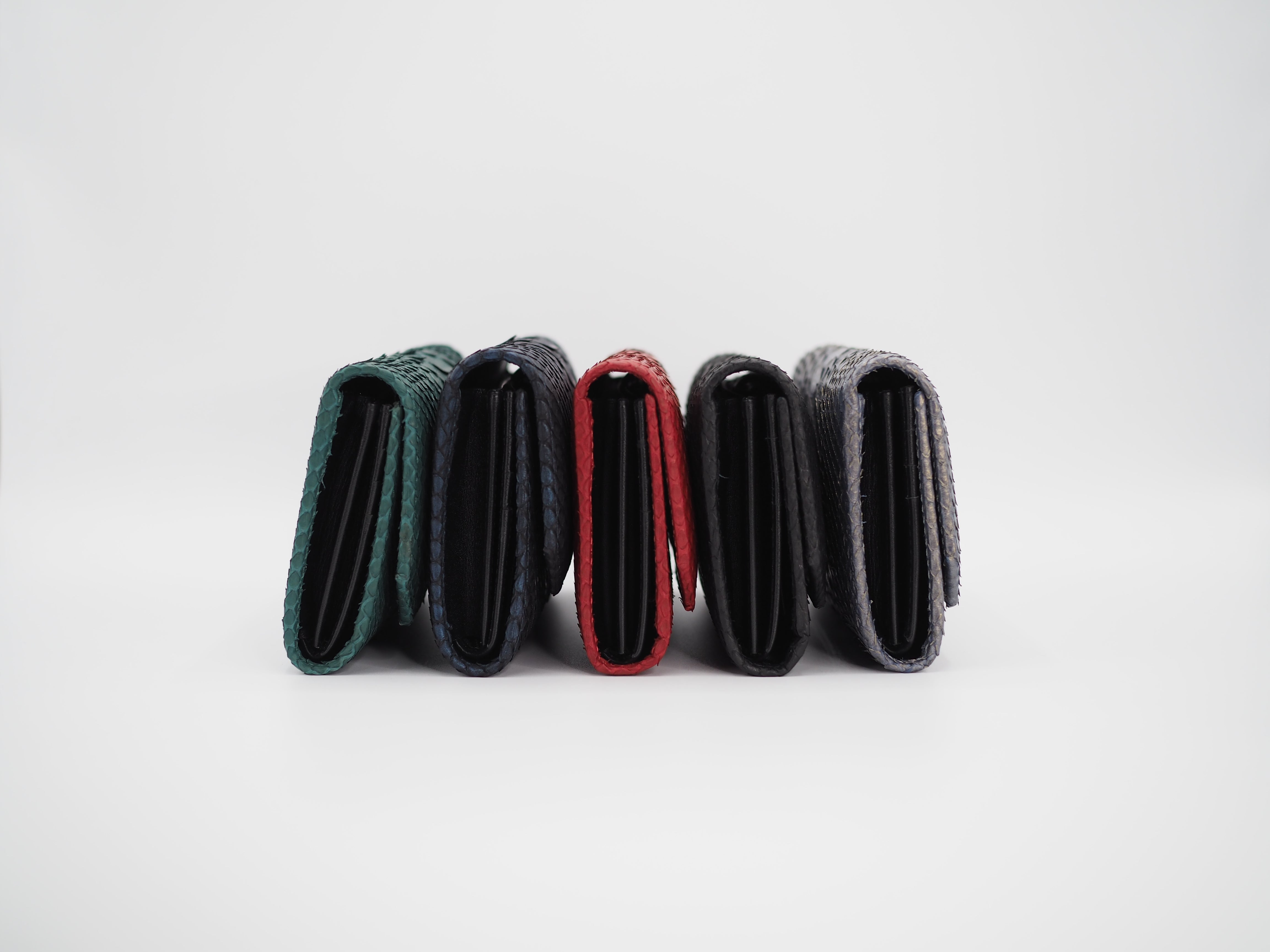 CLASSY WALLET PYTHON BLACK